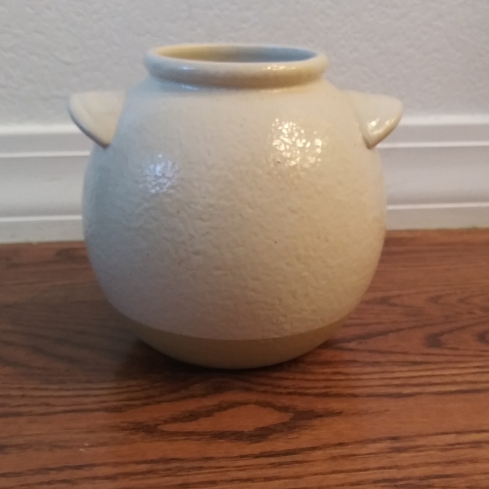 Studio Mcgee Two Tone Handle Crock Vase - Picture 3 of 6
